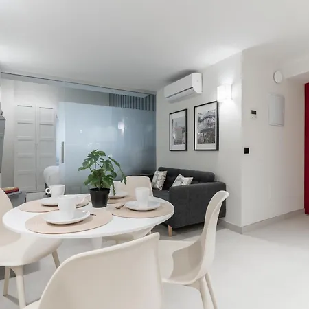 Laurel-Mintystay Apartments 2 Madrid Exterior photo